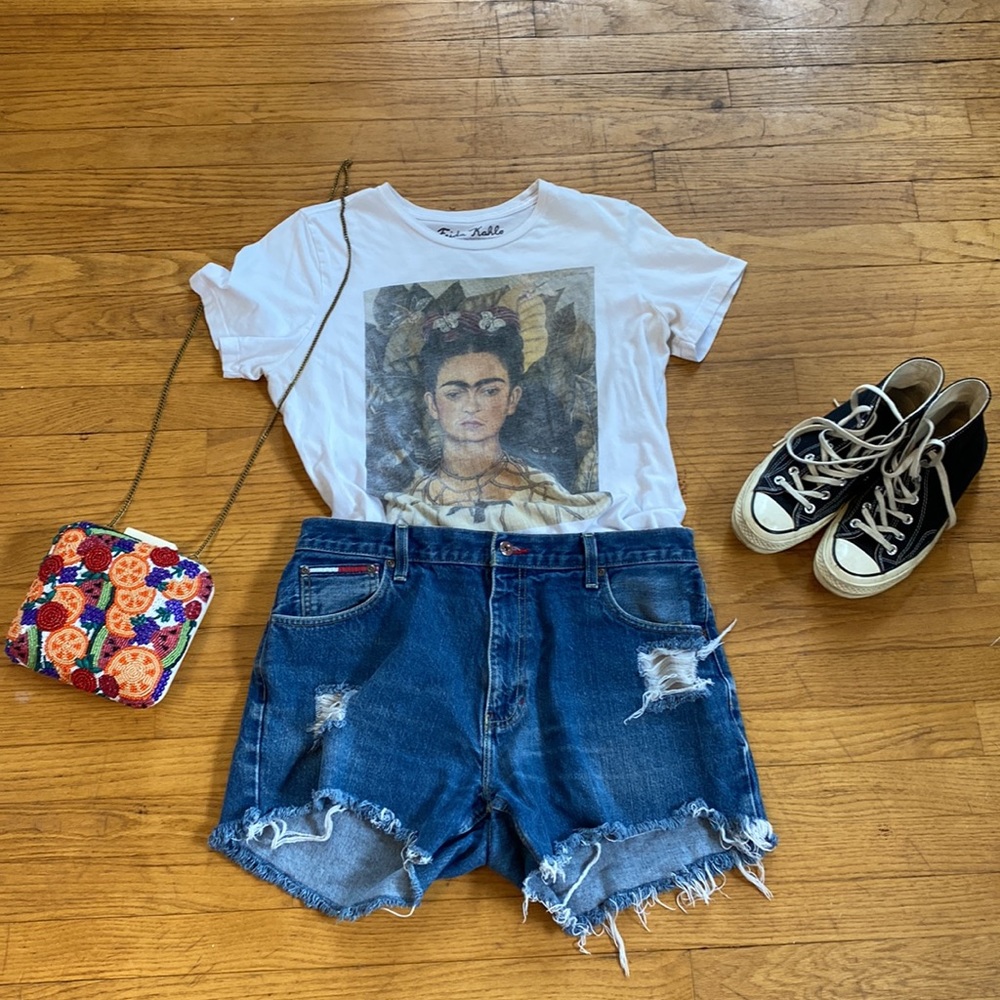 Frida Kahlo museum tee